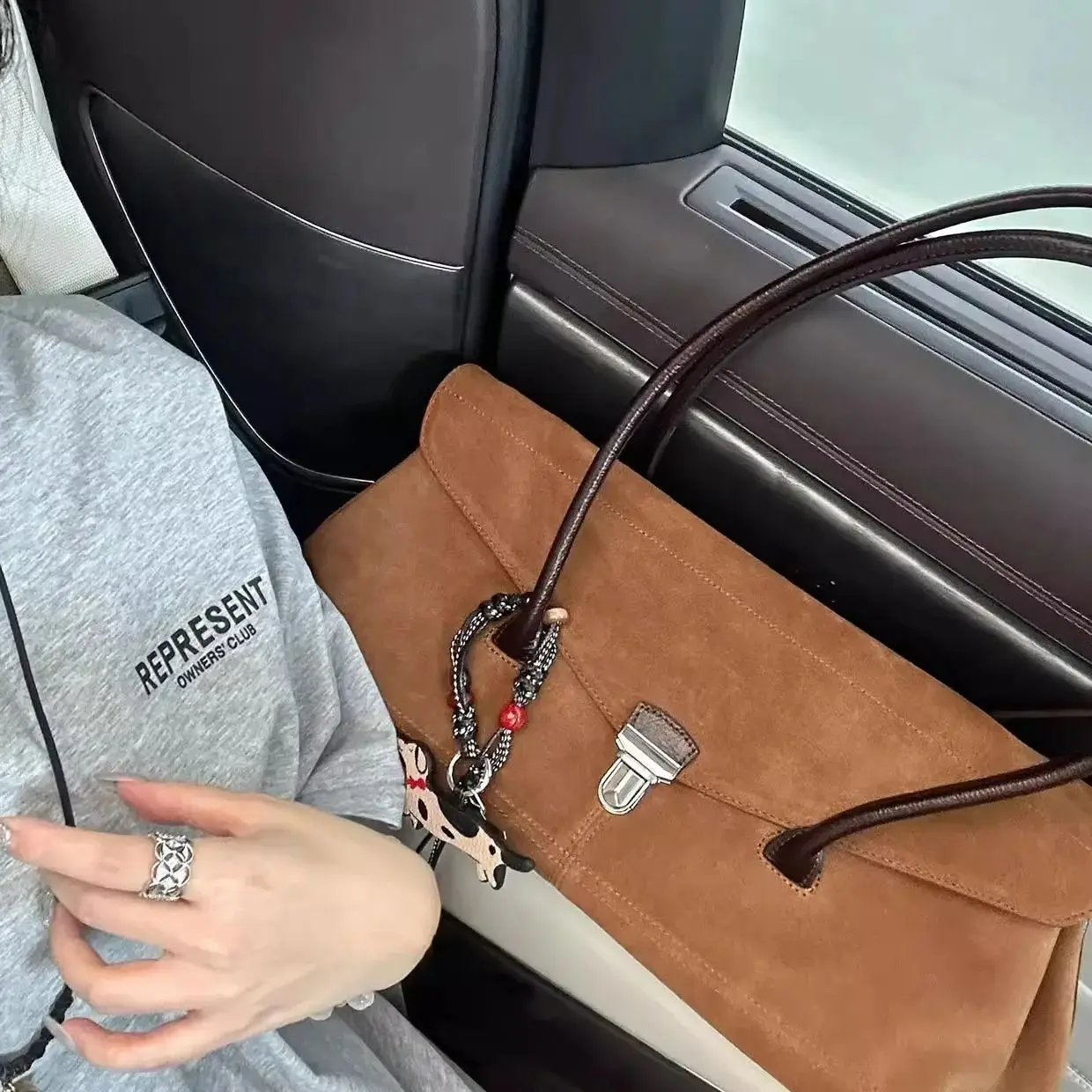 

Модный дизайн, винтажная сумка на плечо, универсальная женская сумка, новинка 2025 года, зимние сумки Y2k подмышки, женские простые сумки и кошельки в стиле ретро