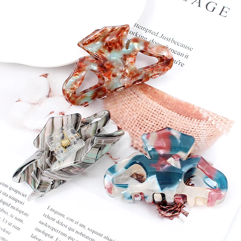 High Quality Acetate Women\'s Hair Clips Multicolor Hollow Geometry Claw Clip Fashion Hairpin Barrettes Korean Hair Accessories