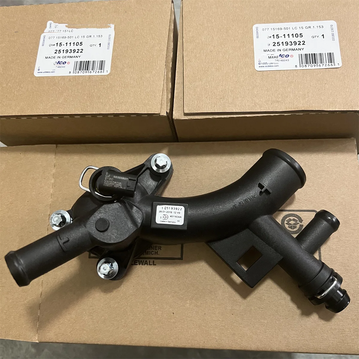 

1pc Engine Coolant Thermostat Housing Water Outlet for Cruze 1.4L 25193922