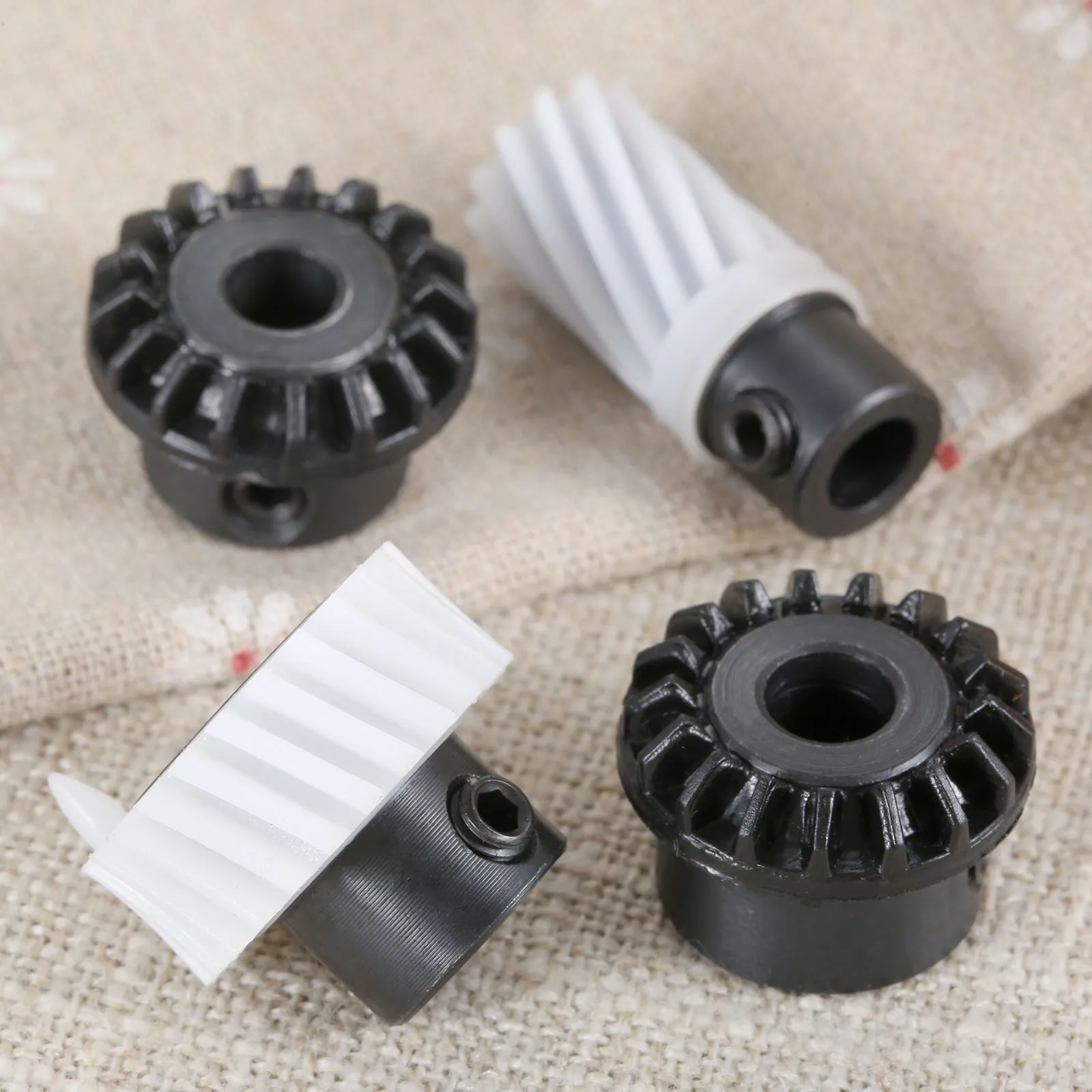 Ingranaggi per macchine da cucire Singer ingranaggi di trasmissione a gancio adatti per modelli SINGER 1021, 1022, 1036, 1482 plastica ferro metallo