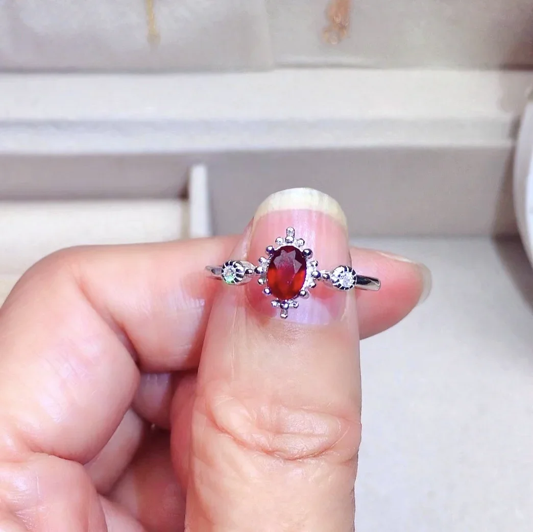 Cute Silver Garnet Ring for Young Girl 4mm*6mm 0.4ct VVS Grade Natural Garnet Silver Ring Solid 925 Silver Garnet Jewelry
