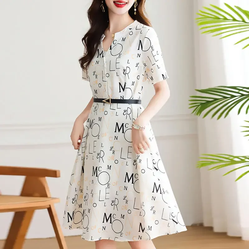 Robe mi-longue en Satin pour femmes, en mousseline de soie, à bandes, manches courtes, bon marché, décontractée, esthétique pour jeunes, élégante et jolie Chic