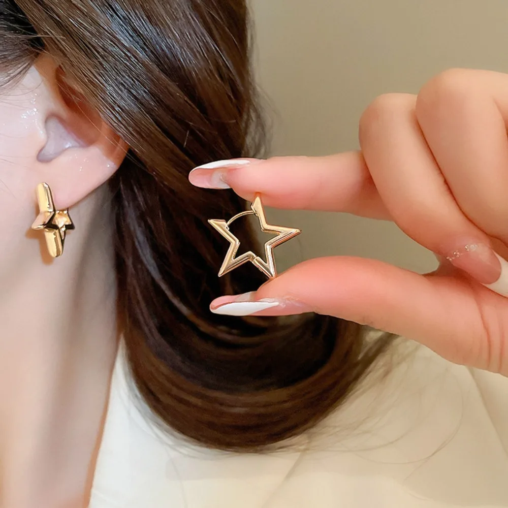 Classic Temperament Glossy Surface Metal Hollowed-out Star-shaped Hoop Earrings for Women Korea Charm Jewelry Accessories Gifts