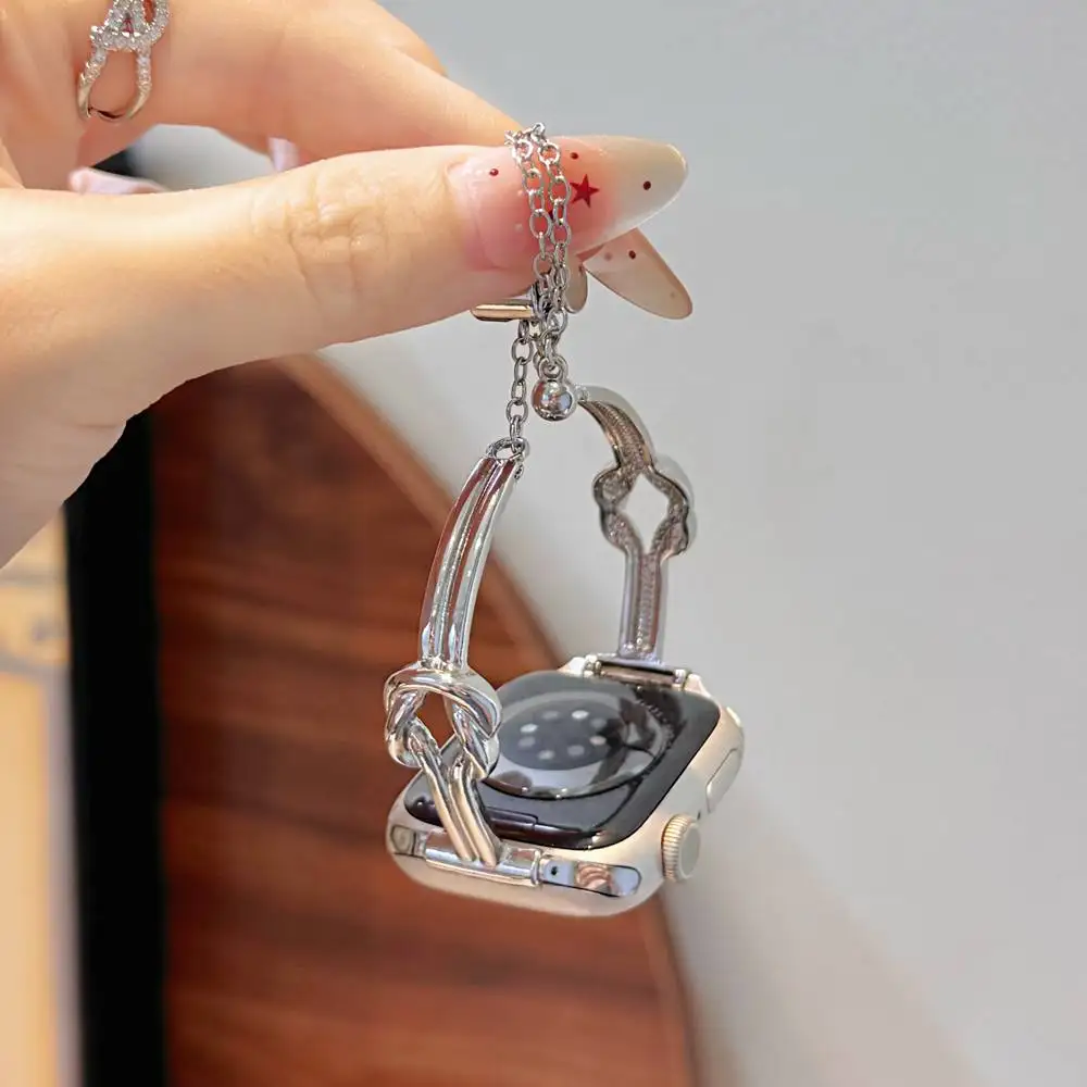 Fashion bracelet Metal link For Apple Watch band Series 8/7/6/10/9 40mm 41mm 38mm 42mm 44mm 45mm 46mm Strap