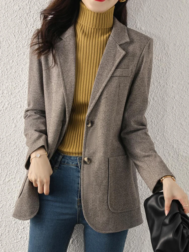 

New Elegant Women Solid Color Suit Jacket Winter Korean Retro Fashion Slim Fit Women's Simple Long Sleeved Woolen Jacket