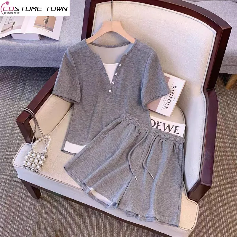

Spring and summer new Korean style women's fashion short sleeved T-shirt+slim fit shorts two-piece set