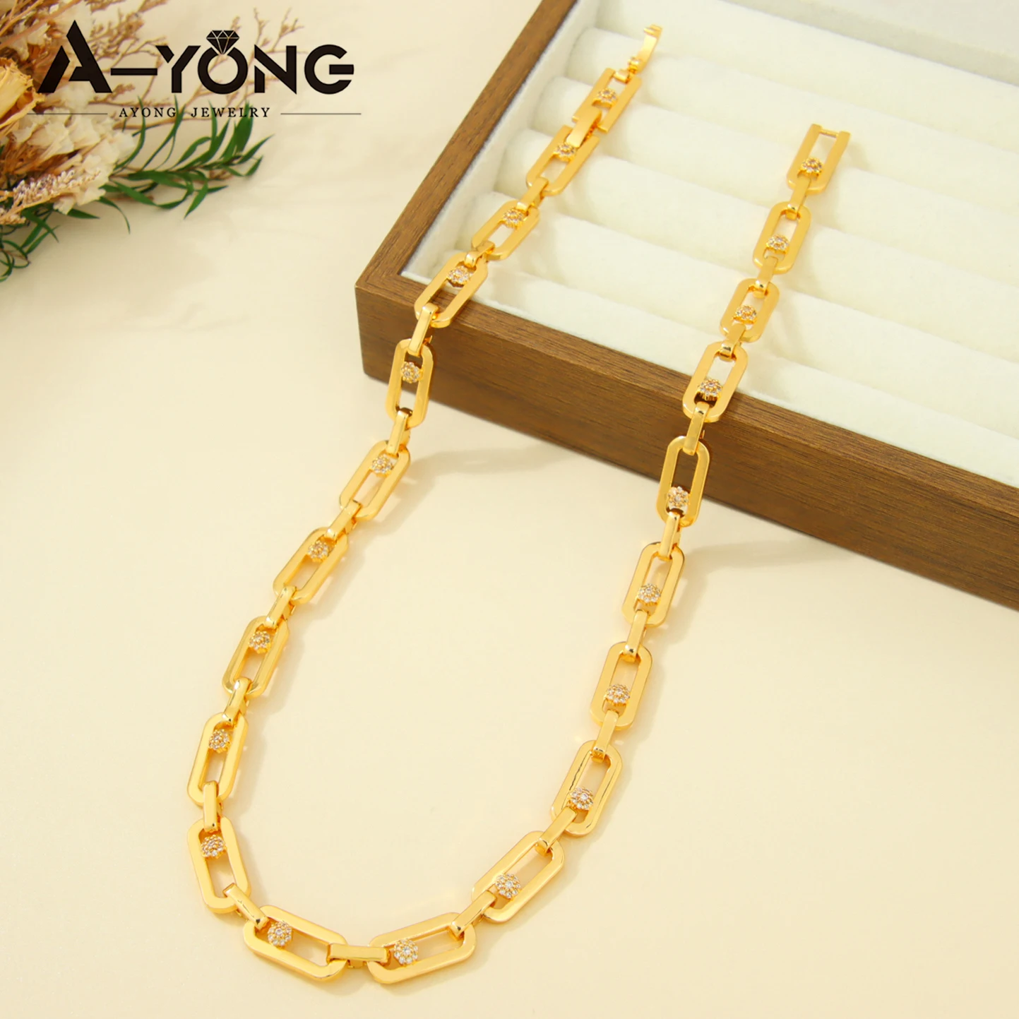 Dubai Mode Zirkonia Schmuckset 21k Vergoldet Italienische Geometrische Halskette Armband Ohrringe Arabischer Damen Event Party Schmuck – Detail 4