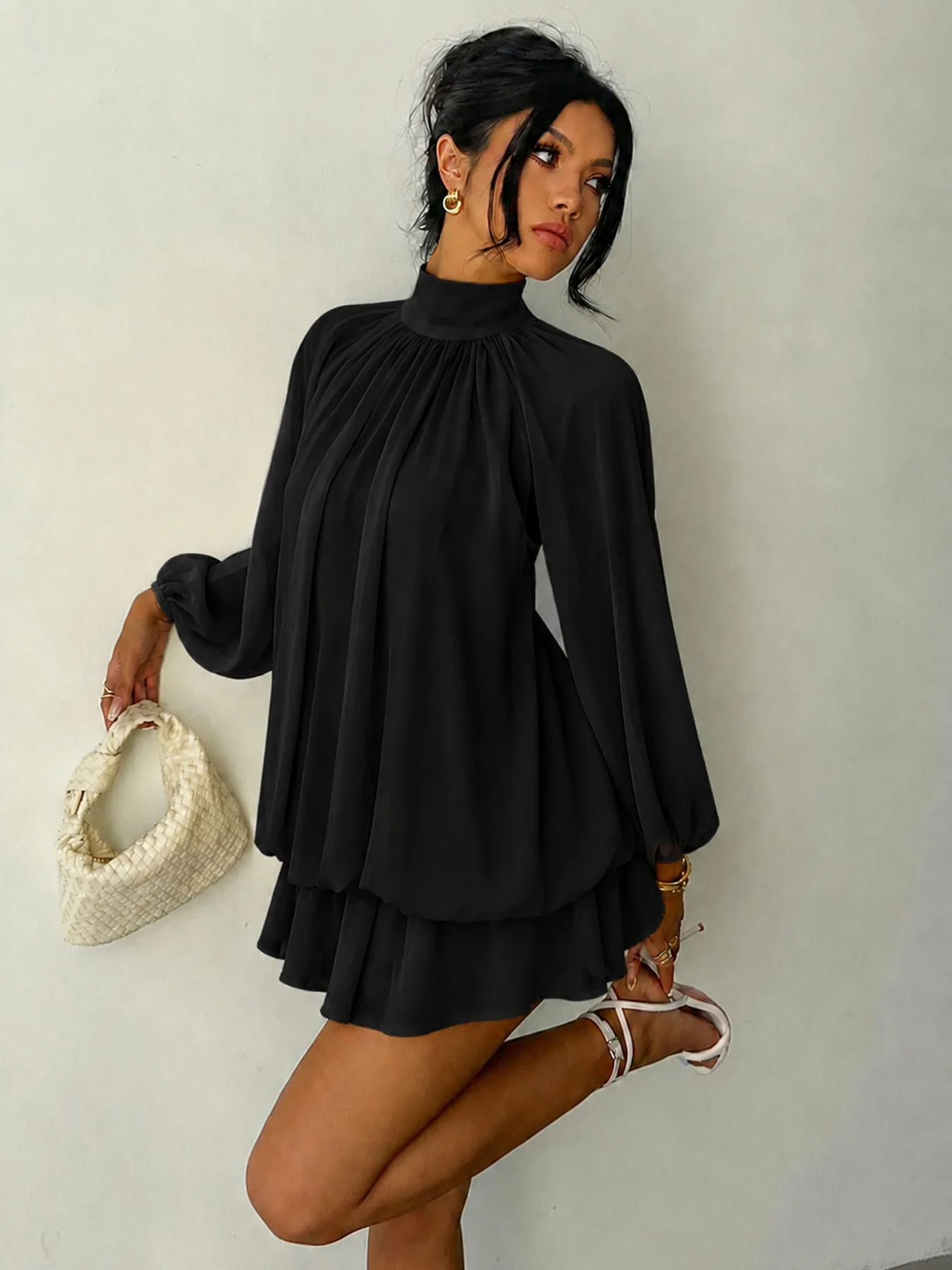 2026 Damen Hochgeschlossenes Plissiertes Chiffon-Kleid mit Langen Ärmeln und Rüschensaum Mini Elegantes Swing-Kleid für Büro, Party, Hochzeitsgast und Urlaub Trendig – Detail 10