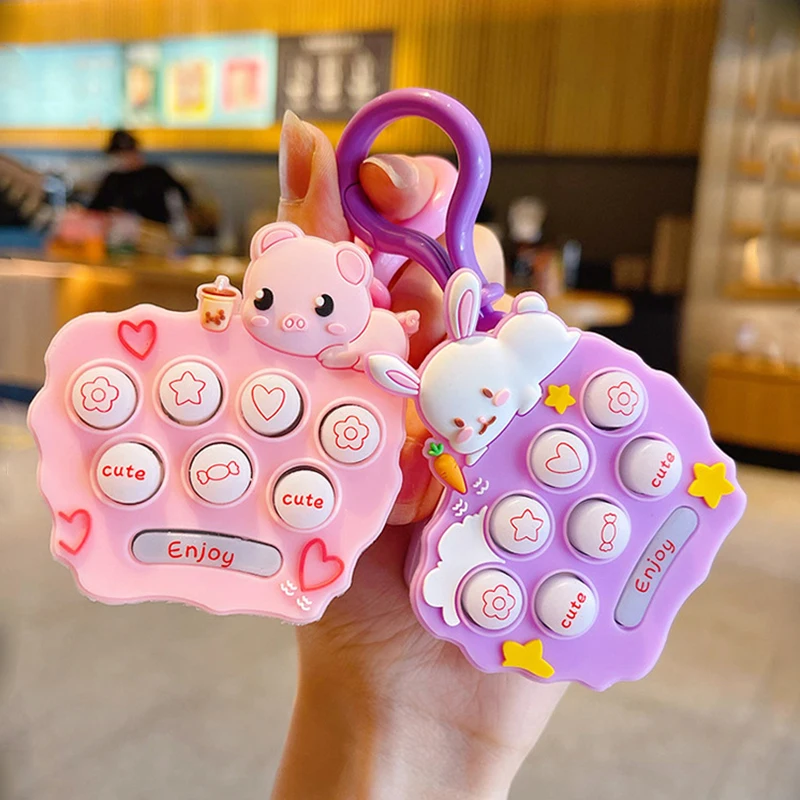 Adorable Pink Pig Squat Music Hamster Machine Key Chain Cute Children's Educational Mini Handheld Decompression Toy Keyring Gift