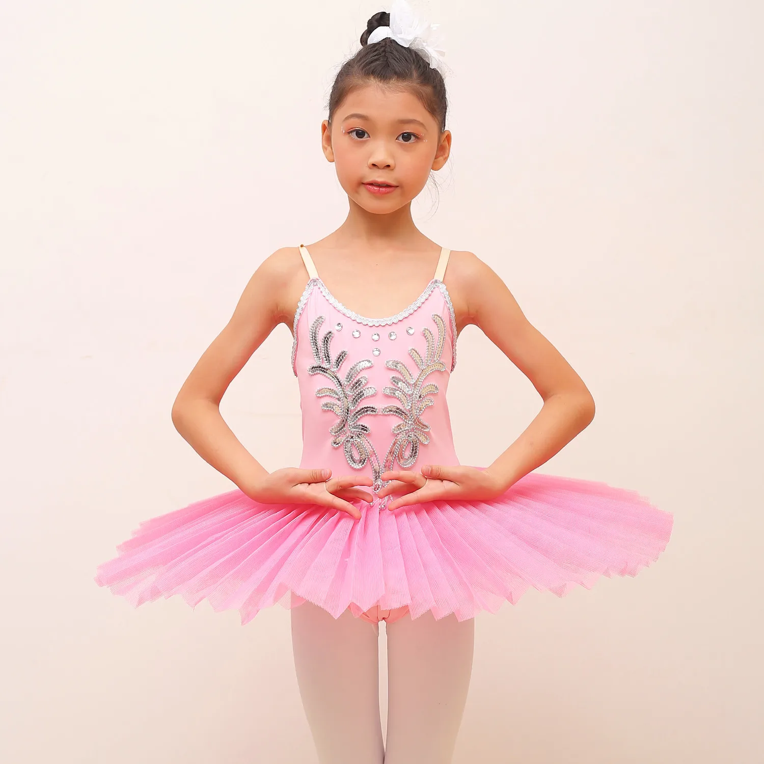 

Simple and Elegant Ballet Tutu Skirt for Children's Swan Lake Costumes Kids Belly Dance Clothing Stage Performance Dress