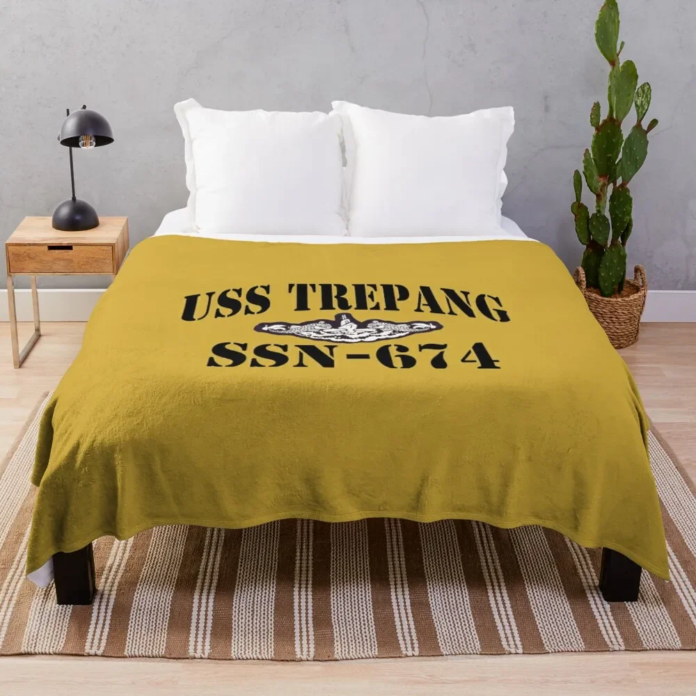 

USS TREPANG (SSN-674) SHIP'S STORE Throw Blanket Soft Beds Luxury Blankets