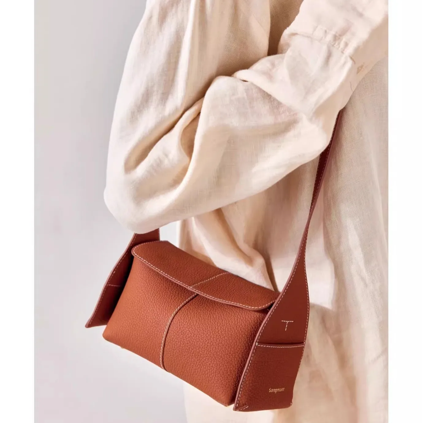 Songmont handbag hanging ear series mini eaves bag head layer cowhide leather commuter crossbody hobo bag