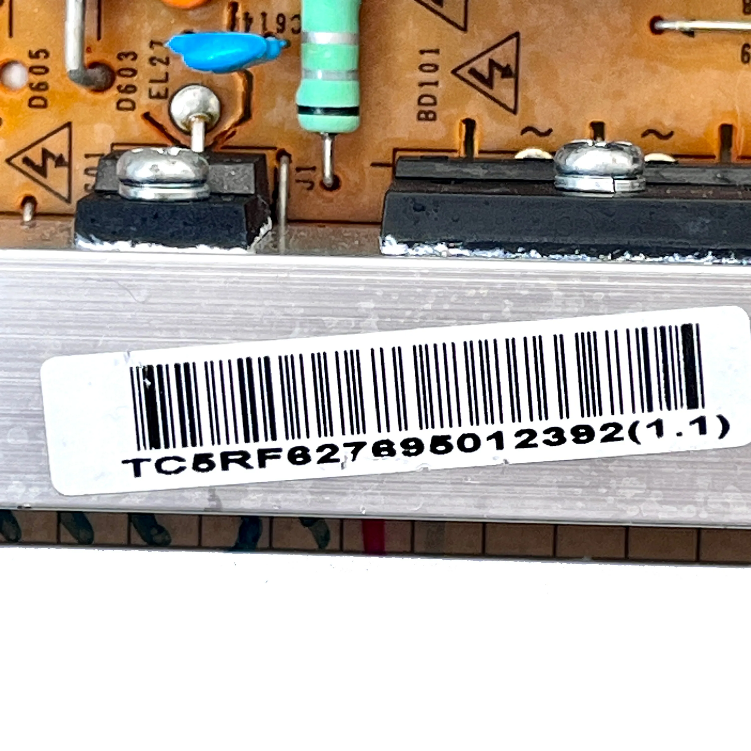 Autentyczny oryginalny listwa zasilająca TV EAX64604501(1.5) EAY62769501 LGP32-12P działa normalnie i jest dla 42LM3700-UC 42 lm340 0 części do telewizora