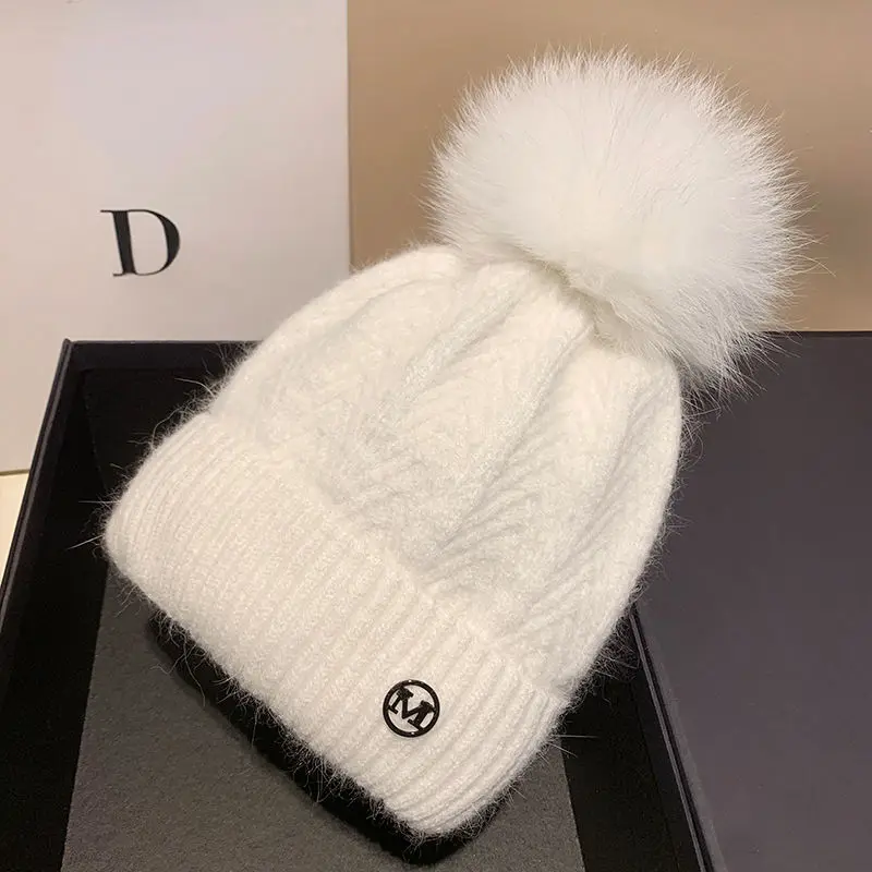 

Новая шапка из натурального лисьего меха с помпонами, женская уличная теплая шапка Skullies, зимняя шапка для женщин, вязаная толстая шапка с кроликом, рождественская