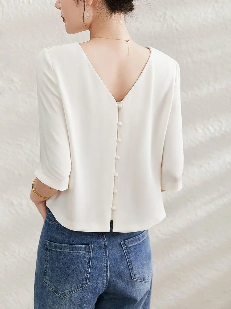 

Lightweight Mature Style White Blouse for Women New Summer Model French Round Collar V-neck Shirt Stylish Short Length