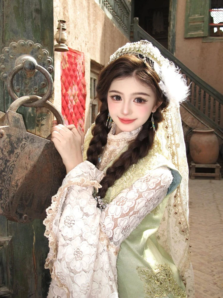 プリンセススタイルのエスニックウイグル衣装写真撮影用衣類若い - Ethnic Fashion Shoot のレビューと価格