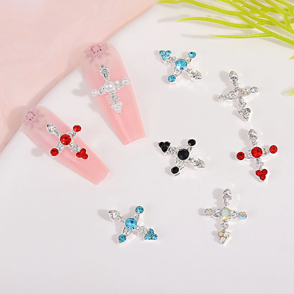 10 sztuk cyrkon Punk Cross Nail Art Charm 3D błyszczący kolorowy diamentowy krzyż części biżuterii do paznokci DIY luksusowe akcesoria do Manicure