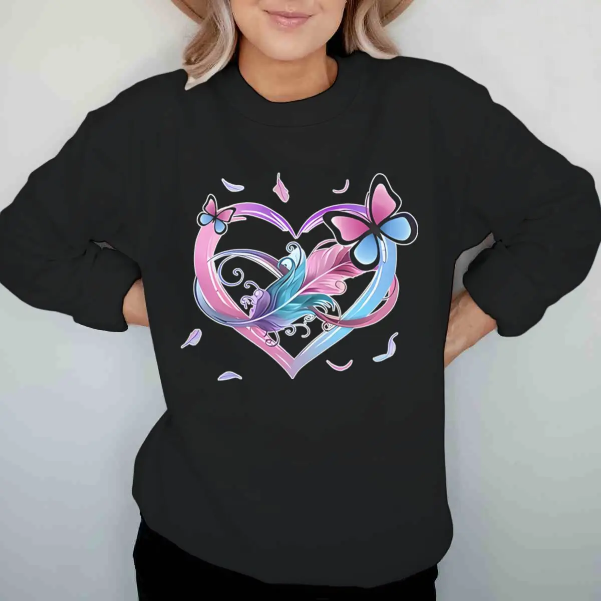 Sudadera con estampado gráfico de corazón y mariposa para mujer, jerséis de manga larga, trajes con diseño Floral de mariposa, sudaderas para mujer
