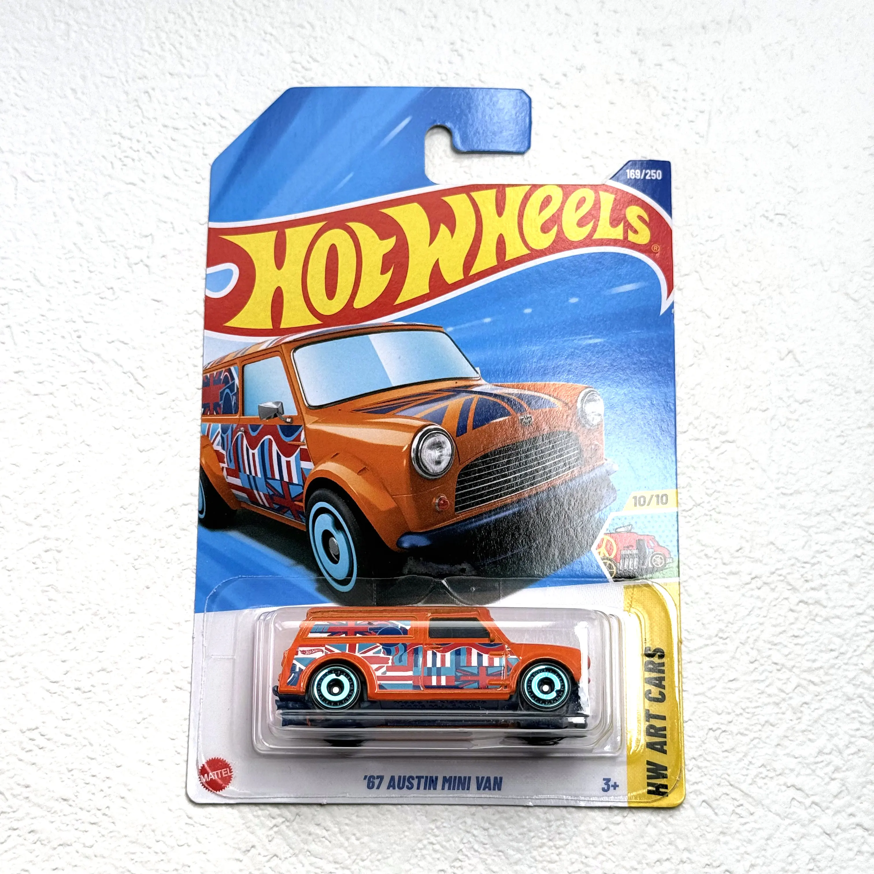 

2025-169 Hot Wheels Cars '67 Austin Mini Van 1/64 Коллекция металлических литых моделей игрушечных транспортных средств
