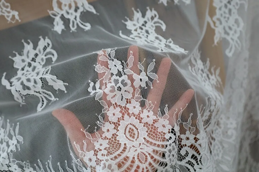 300CMX150cm Width Exquisite Black and White Lace Fabric, DIY Dress, Curtain Decoration, Wedding Decoration Accessories