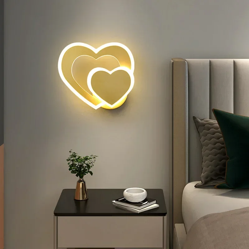 LED heart-shaped wall lamp, simple Nordic love wall lamp, creative bedroom, living room, corridor, background wall, bedside lamp
