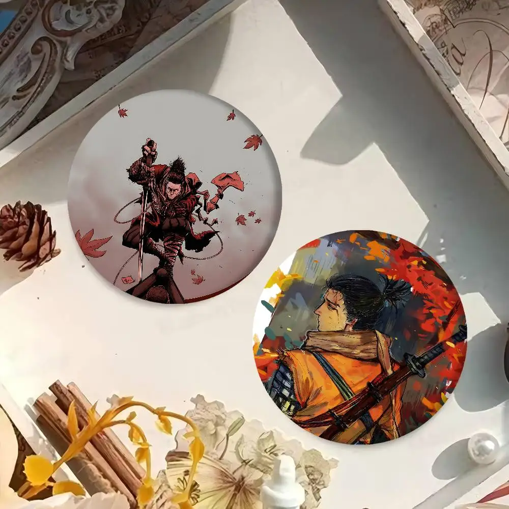 Sekiro Shadows يموت مرتين للتخصيص لينة زر دبوس للنساء مجوهرات إبداعية مضحك شارة الكرتون عاشق قبعة