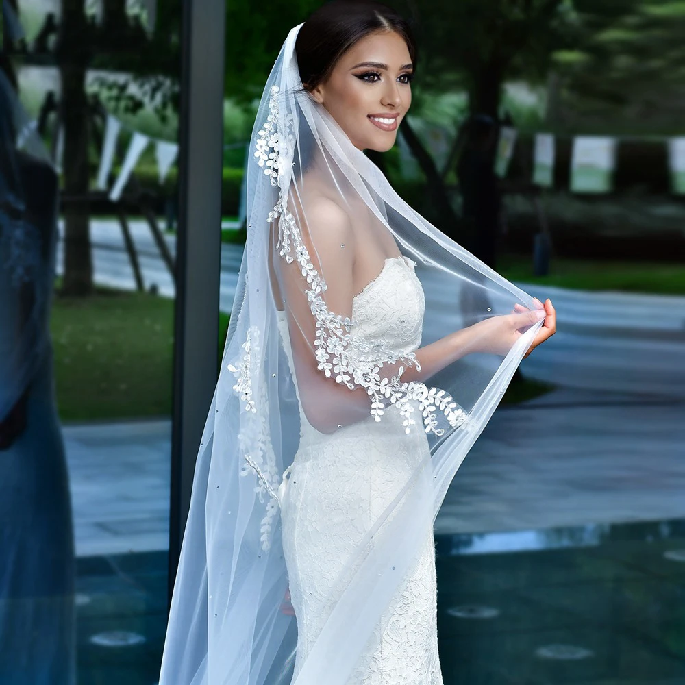 Velo de novia con incrustaciones de flores y diamantes, tocado de boda, BL4046