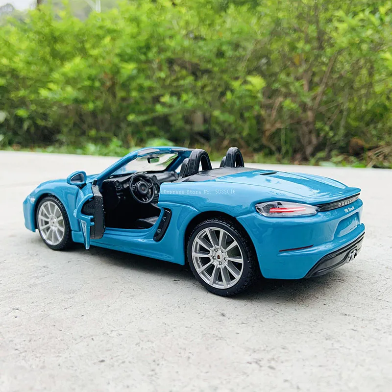 Bburago 1:24 Porsche 718 Boxster simulation alloy car model crafts decoration collection toy tools gift