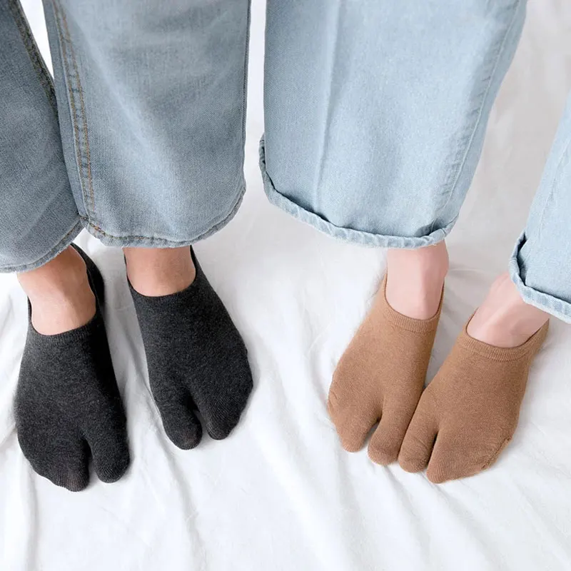 

Two Finger Socks Combed Cotton Couple Breathable Socks Solid Color Two Toe Socks Women Men Non-slip Invisible Low Boat Socks