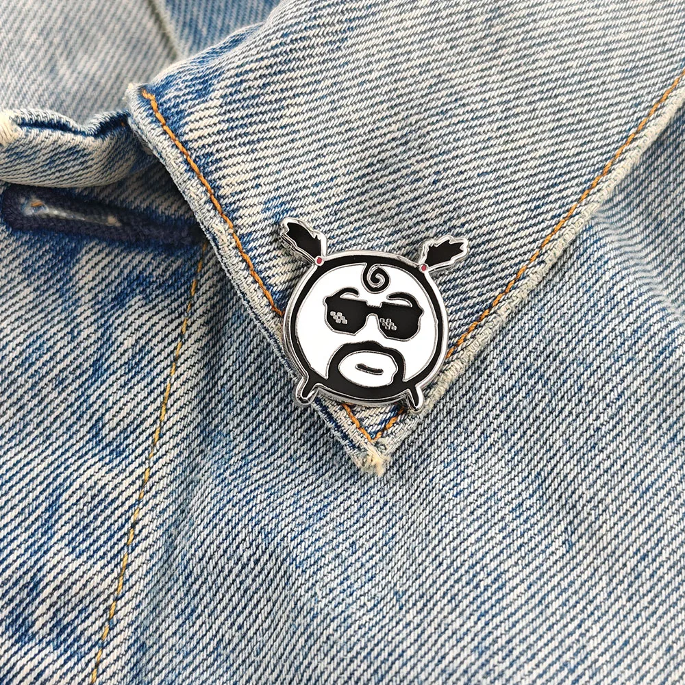 Lustige Meme-Emaille-Pins, Thug Life Sonnenbrillen-Broschen, Niedliche Metall-Abzeichen mit Zöpfen und Bart, Anstecknadel für Rucksack, Schmuckgeschenk – Detail 6