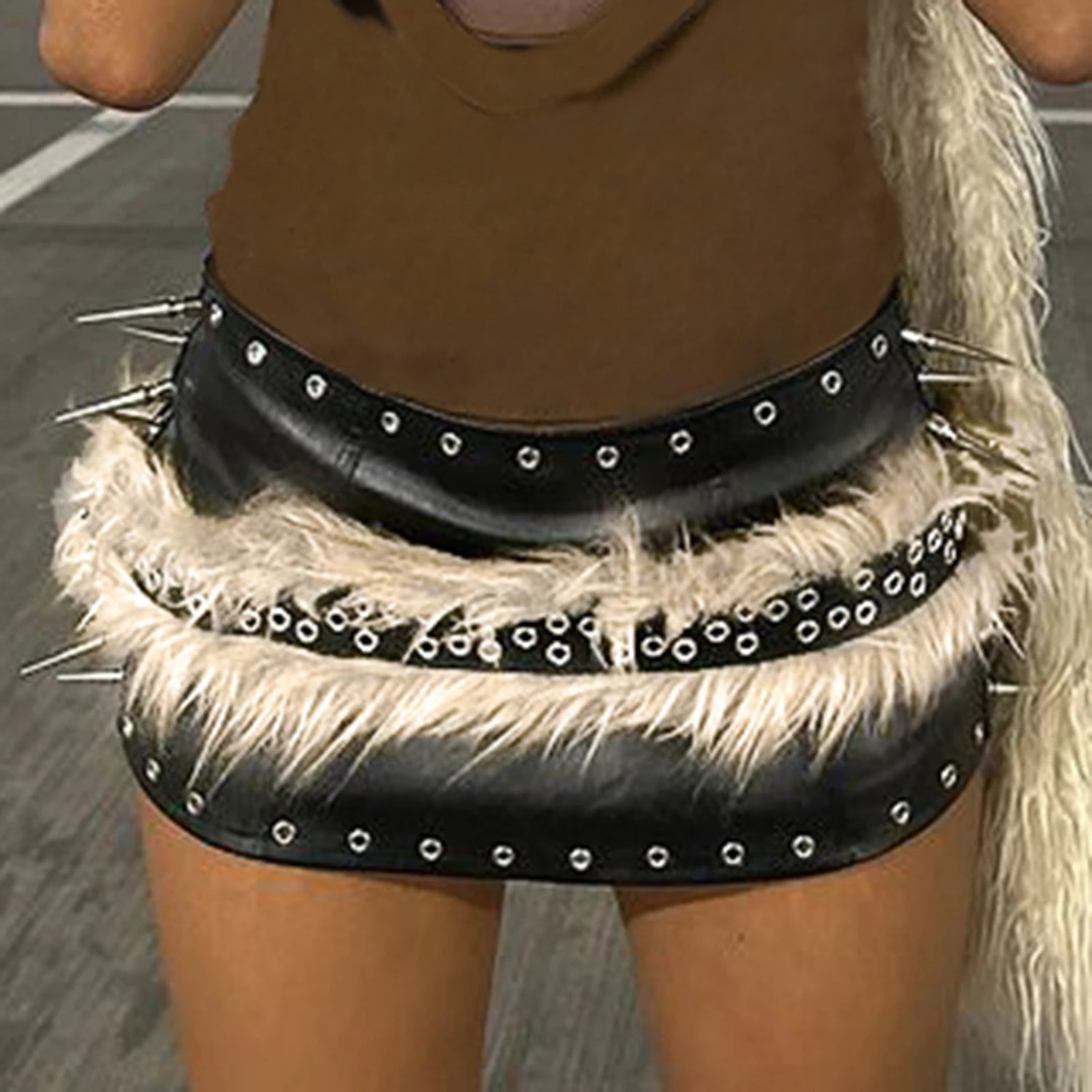 

Punk Faux Fur Belt Y2K Metal Studded PU Leather Plush Waist Chain Faux Fur Belts Furry Sexy Vintage Waistband Hiphop Jeans Belt