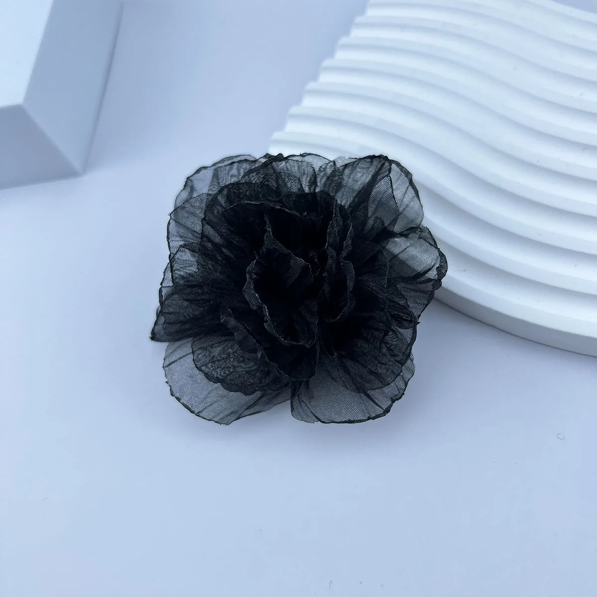 Advanced 9cm Mesh Brooch Clip with Handmade Flowers Paired with Clothing Corsage Accessories
