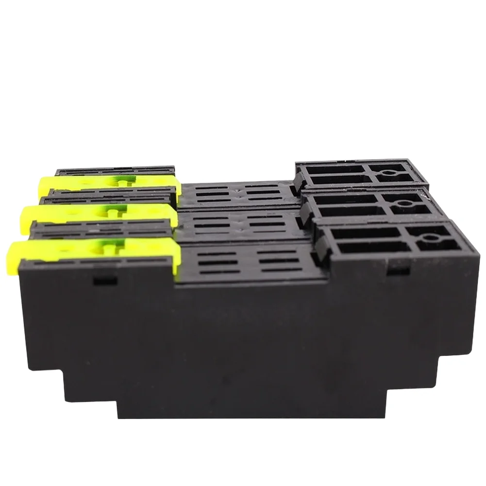 Passive 4-20mA Current Signal Isolator Module Isolation Accuracy 0.2 FS DIN Rail Mounting 108mm Plastic Housing