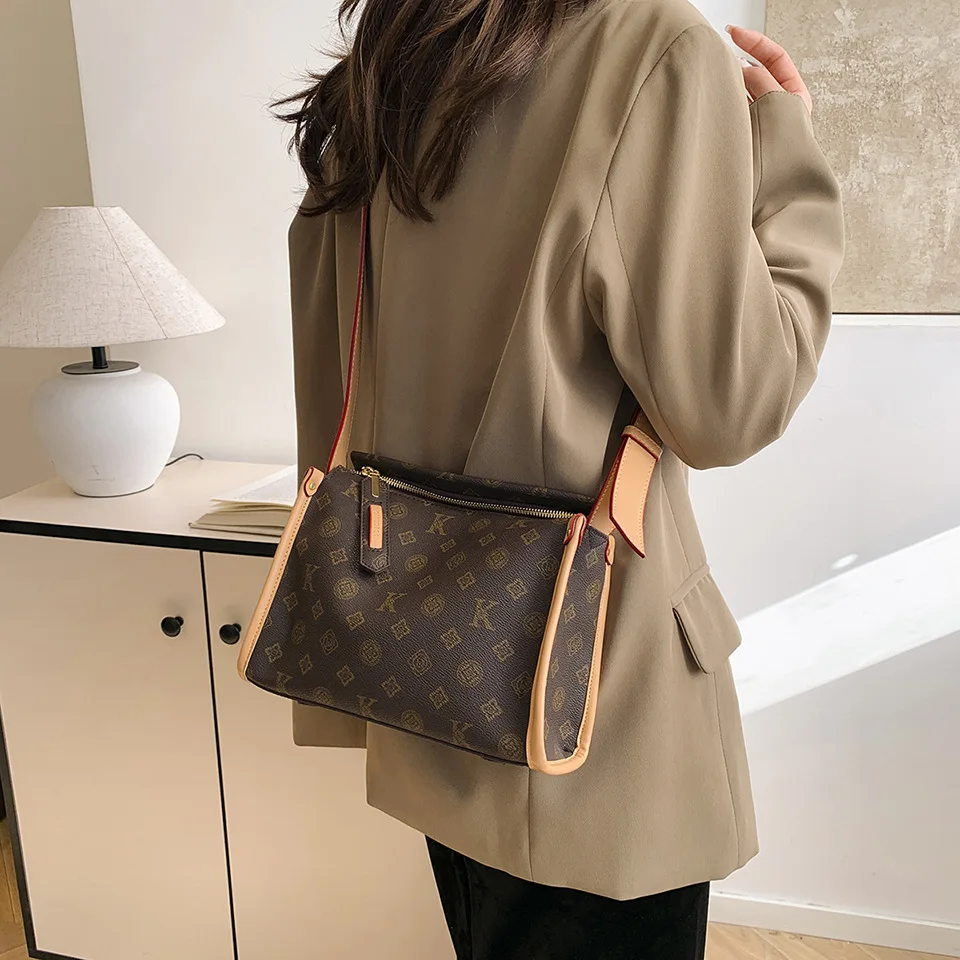 

Нишевый кошелек подмышки A/W 2025 года для женщин, винтажная вельветовая многосторонняя сумка через плечо, шикарная маленькая сумка через плечо в стиле ретро для свиданий