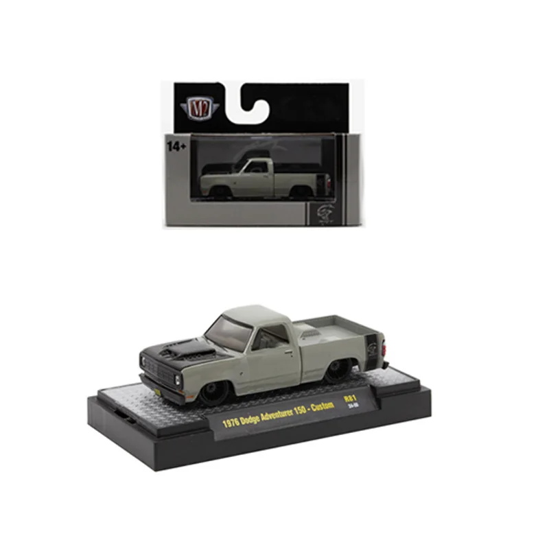 

M2 Machines 1:64 1976 Adventurer 150 - Custom Alloy Automobile Model Collection Decoration Brand New with Packaging