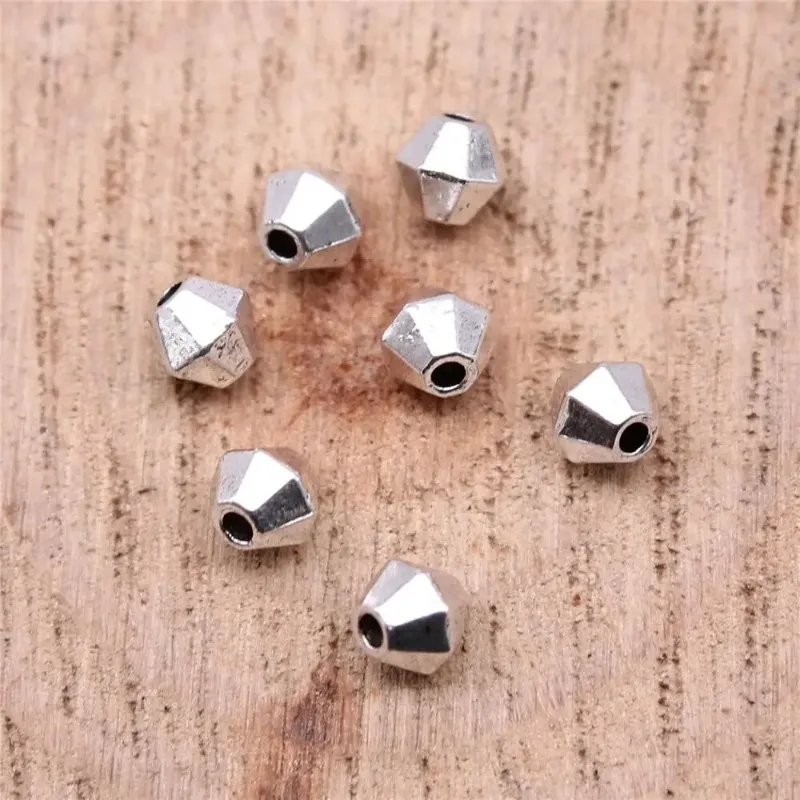 600 Stück antiksilberfarbene, facettierte Abstandsperlen, 4 x 4 x 4 mm, Polygon-lose Perlen, DIY-Armband, Halskette, Schmuckherstellung – Detail 1