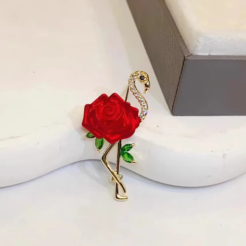 1 broche exquisito de moda con diseño de rosa y flamenco para mujeres y hombres, broches vintage versátiles y brillantes, accesorios de ropa, regalos.