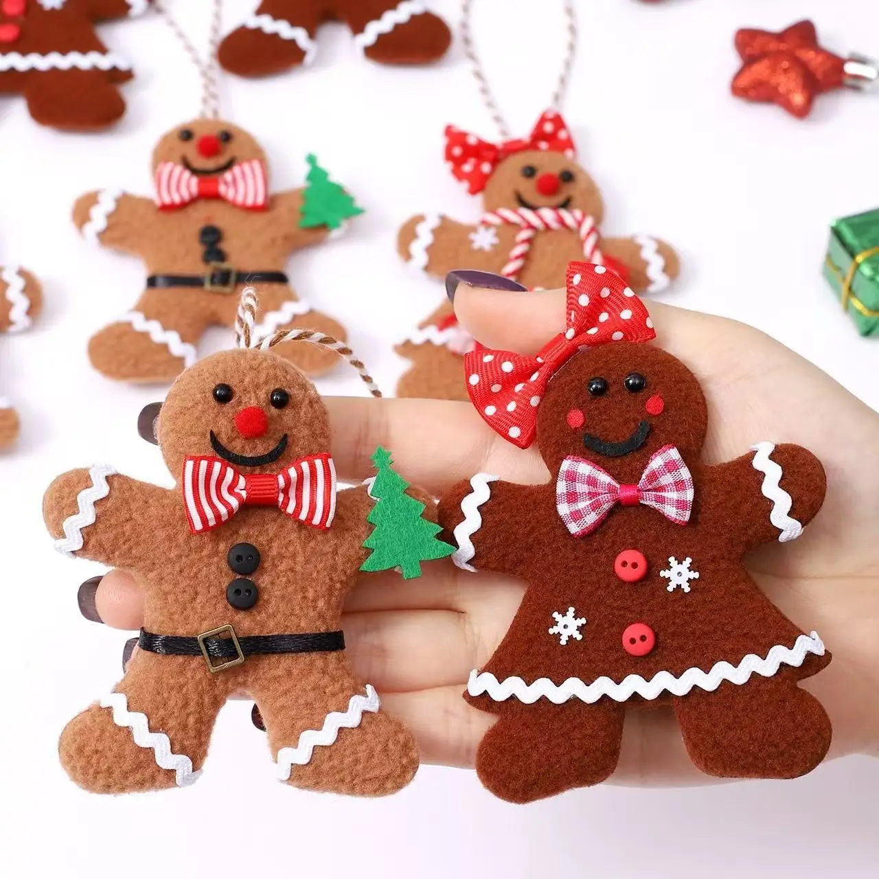 

6pcs Merry Chrsitmas Gingerbread Man Hanging Ornament Home Xmas Celebration Happy New Year Party Decoration DIY Supplies