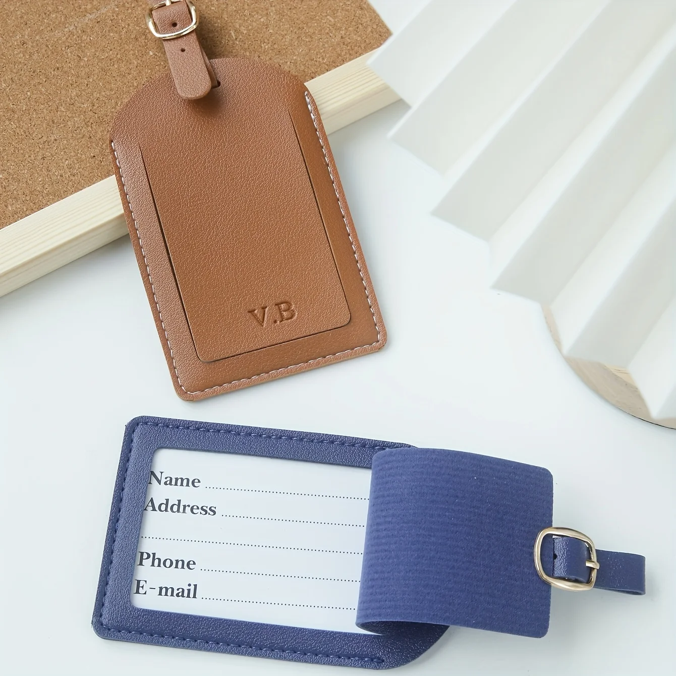 1 قطعة علامة الأمتعة الأولى مخصصة لحقائب السفر اسم مخصص علامات الأمتعة للرجال والنساء حقيبة سفر شخصية على ظهره العلامات