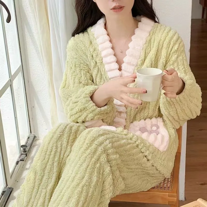 2024 New Winter Pajamas Women's Loose Side Open Sleepwear Thickened Loose Homewear Sweet Cute Flannel Warm V-neck Loungewear