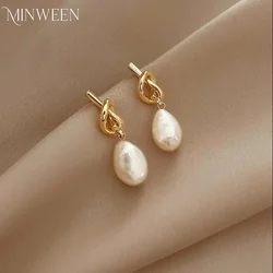 Natural white baroque pearl Earring 18k Ear Drop Classic Symmetrical Knot Earring Gift Wedding