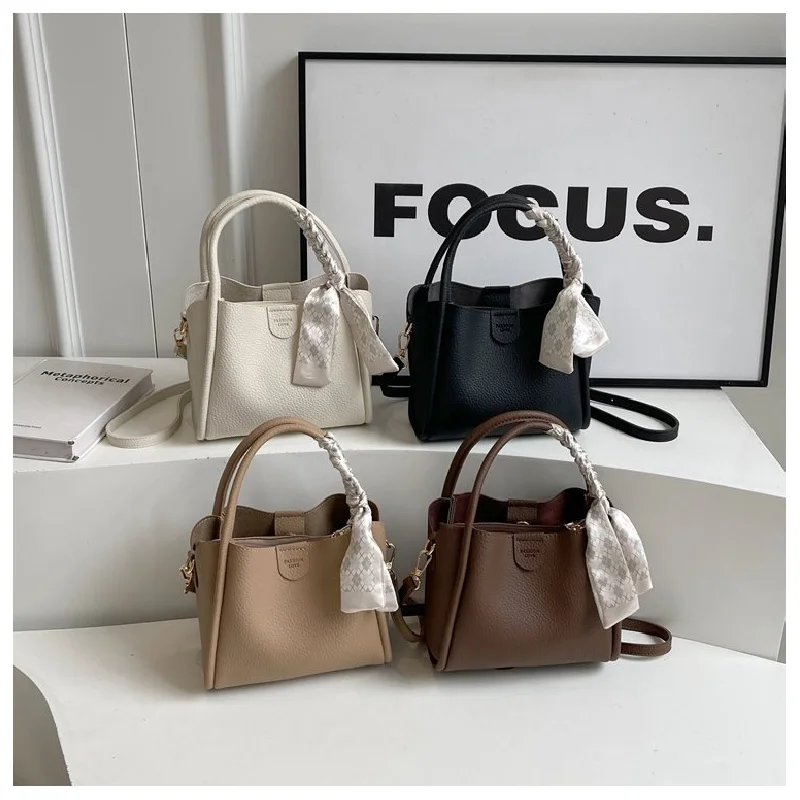 

High-End Women's Tote Bag Made Of Fine Leather Featuring Paris High-End Commuter Vintage Lightweight Daily Look​