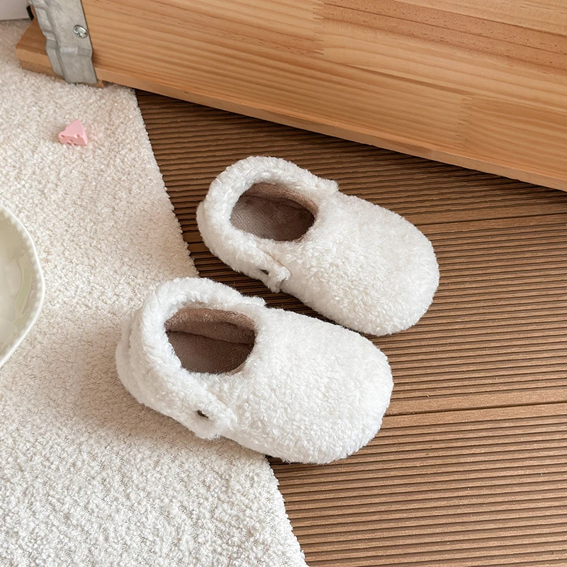 Kids Warm Plush Closed‑Back Winter Clog Shoes, Adjustable Buckle Soft Non‑slip Home Outdoor Shoes