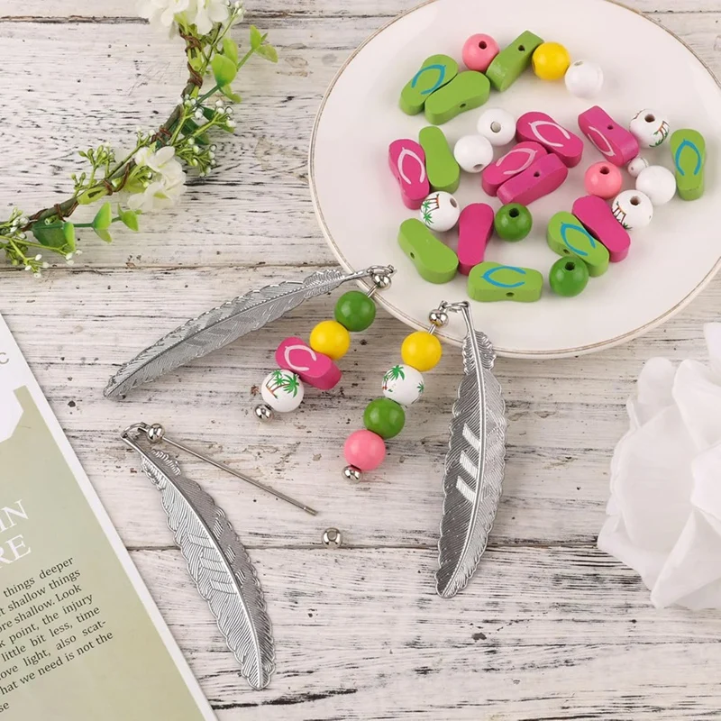 ที่คั่นหนังสือประดับด้วยลูกปัดแบบทำมือ30ชิ้นแถบเปล่าพร้อมจี้ขนนกที่ใส่หน้าลูกปัดชุดงานหัตถกรรมที่คั่นหนังสือสำหรับคนรักหนังสือ