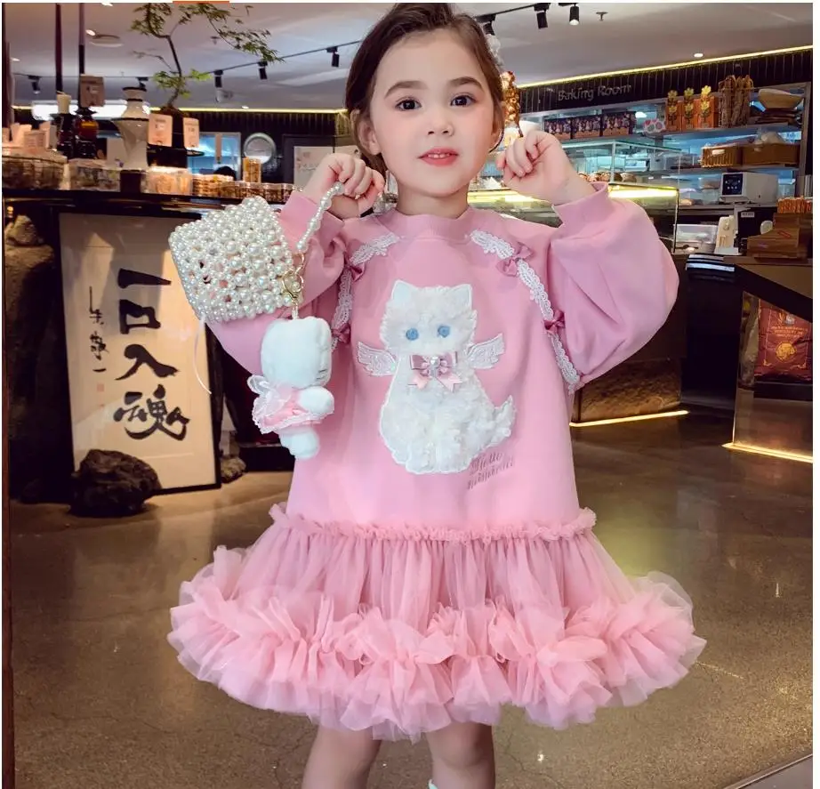 

Белое платье принцессы для детей