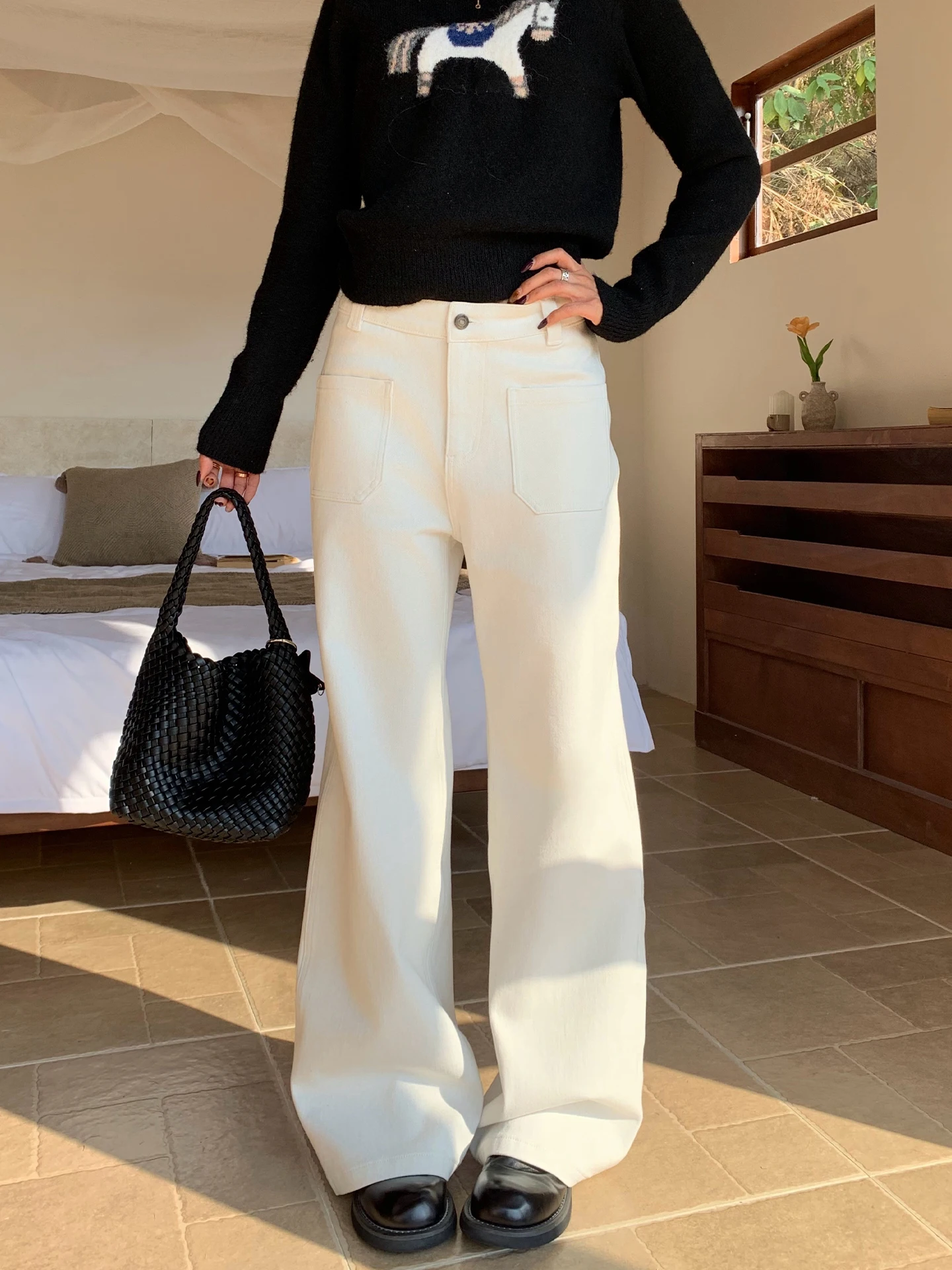 

White Slim Straight Jeans Women's Casual Winter Design Sensation Meat Covering Loose Long Pants Ladies Stand Fit Jeans