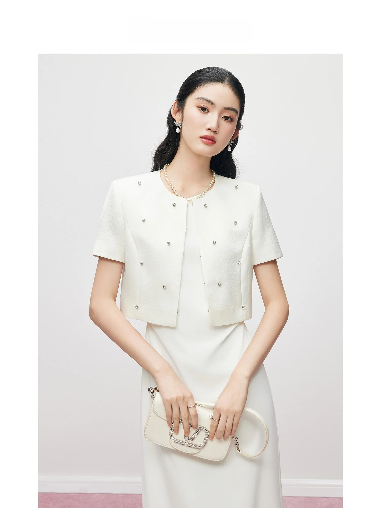 

Elegant White Three-acetate Short Diamond-studded Outerwear Women's Summer Fashion Lady's Cardigan Top Mandy Zhang