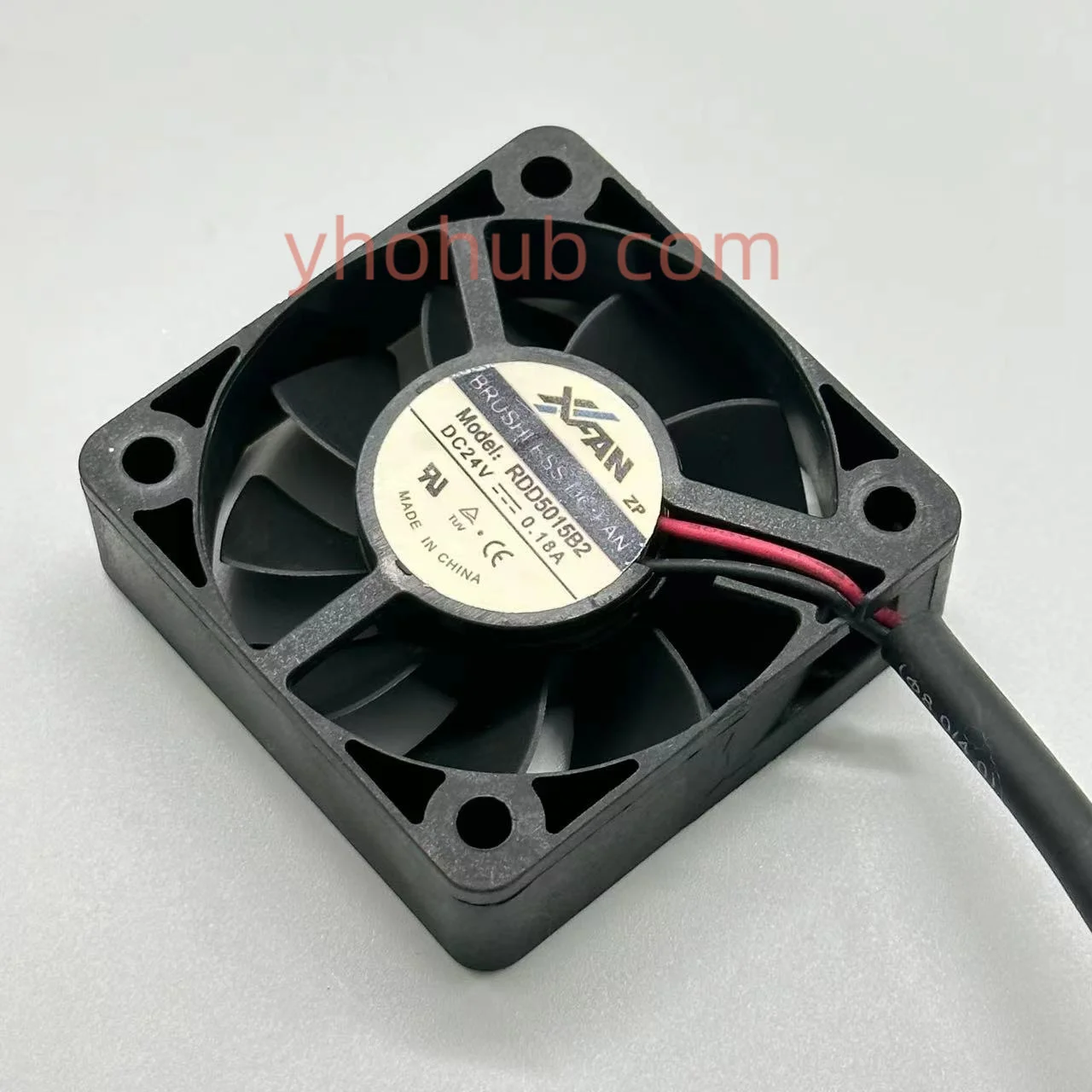 

XFAN RDD5015B2 DC 24V 0.18A 2-Wire 50x50x15mm Server Cooling Fan