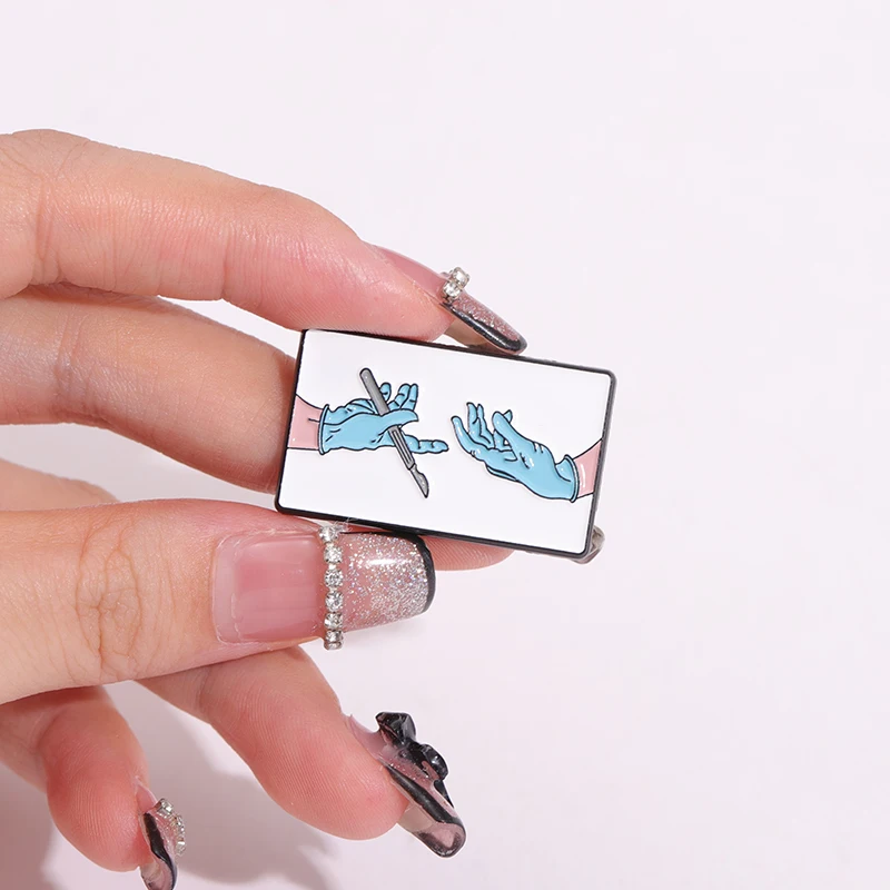 Creative Surgeon Steady Hand If You Hold Stab Enamel Pins Surgical Needle Cartoon Brooches Lapel Badge Gift for Doctor Nurse