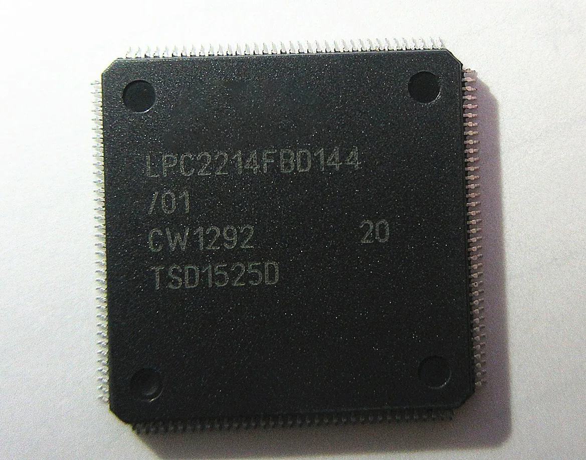 

LPC2214FBD144 LPC2214 LQFP-144 16/32 10PCS